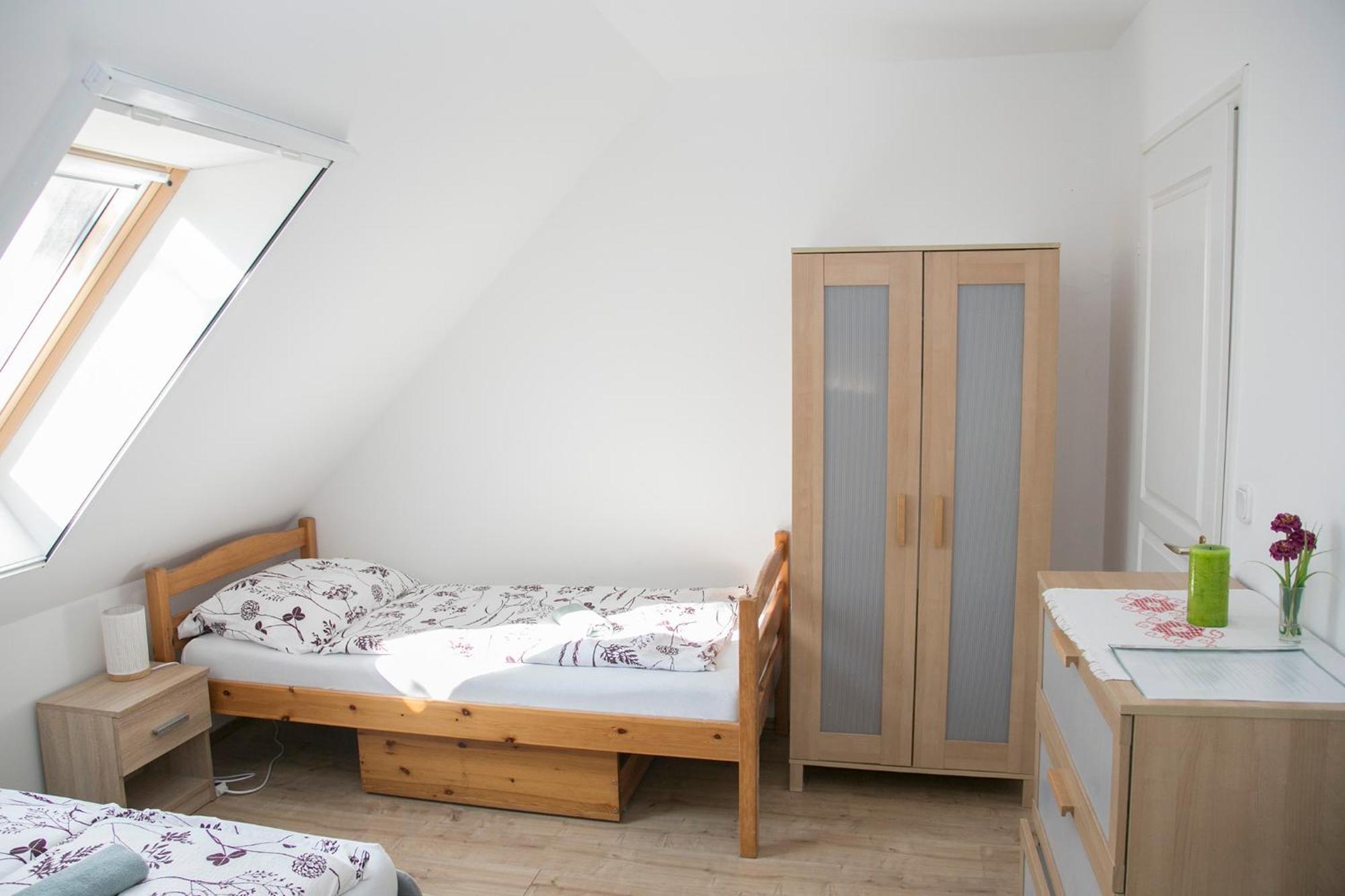 Guens Vendeghaz Hotel Szigliget Bilik gambar